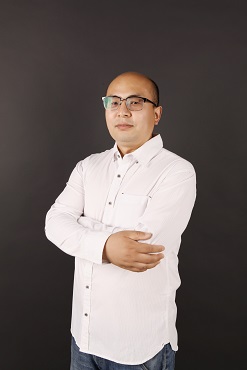 语言实训中心主任--胡涛